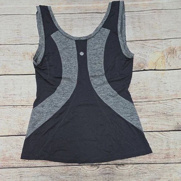 EUC lululemon athletica Black and Gray Tank Top - Picture 2 of 5